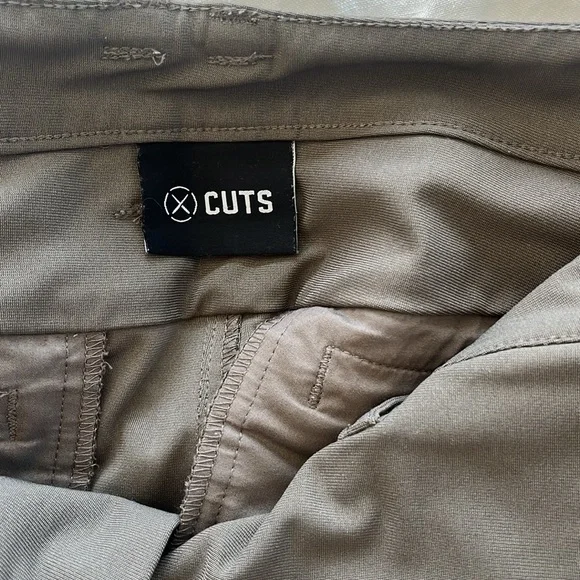 2 pairs of Men’s Cuts pants - Picture 4 of 10